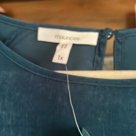MAURICES Tidal Teal Color Fallon Satin Long Open Sleeve Blouse, Size 1X, NWT. - Picture 3 of 12